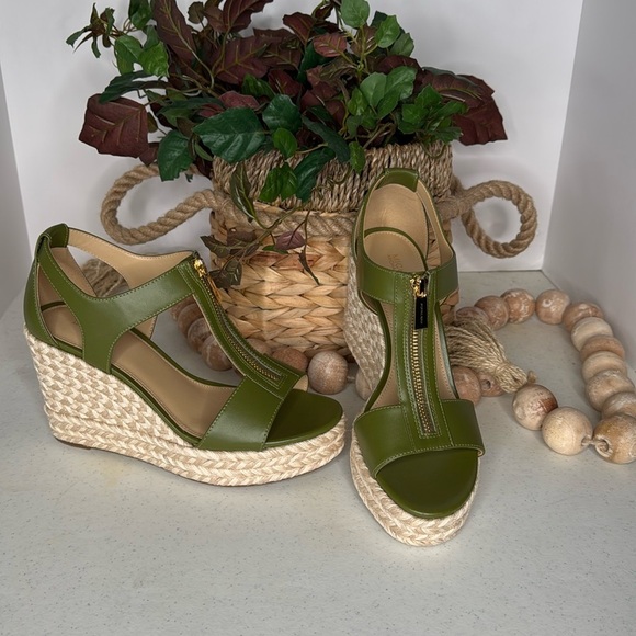 Michael Kors Berkley Zipper Espadrille Platform Wedge Sandals Sz 8 - Picture 5 of 11